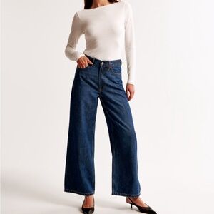 Abercrombie high waisted wide leg crop denim